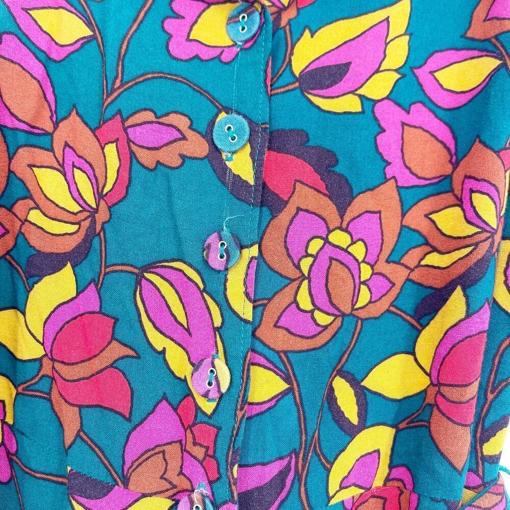 ModCloth Vibrant Floral Jumpsuit Tie Waist Cropped Size Small Dopamine Dressing - Picture 9 of 9